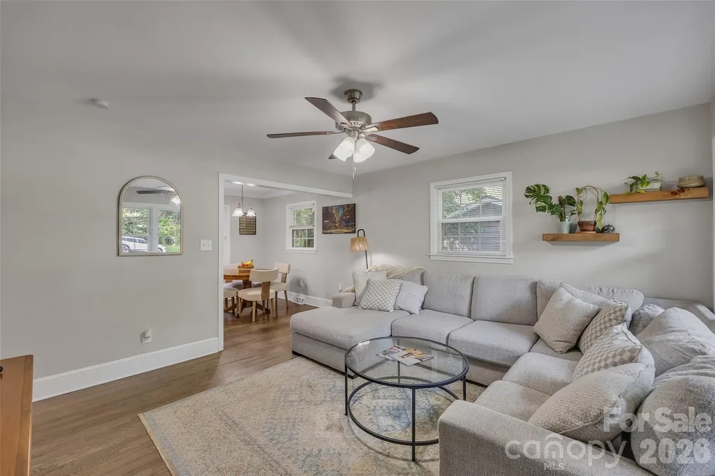 2213 Lanier Avenue Charlotte NC 28205