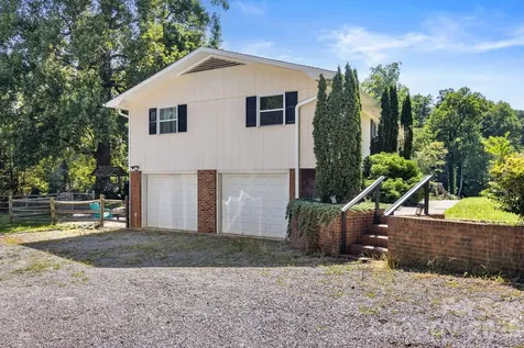 5225 Wolfe Road Hickory NC 28601