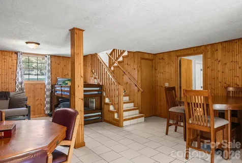 5225 Wolfe Road Hickory NC 28601