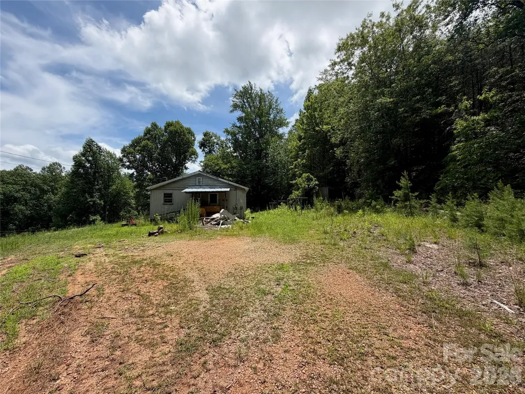 5022 Old Nc 18 Highway Connelly Springs NC 28612