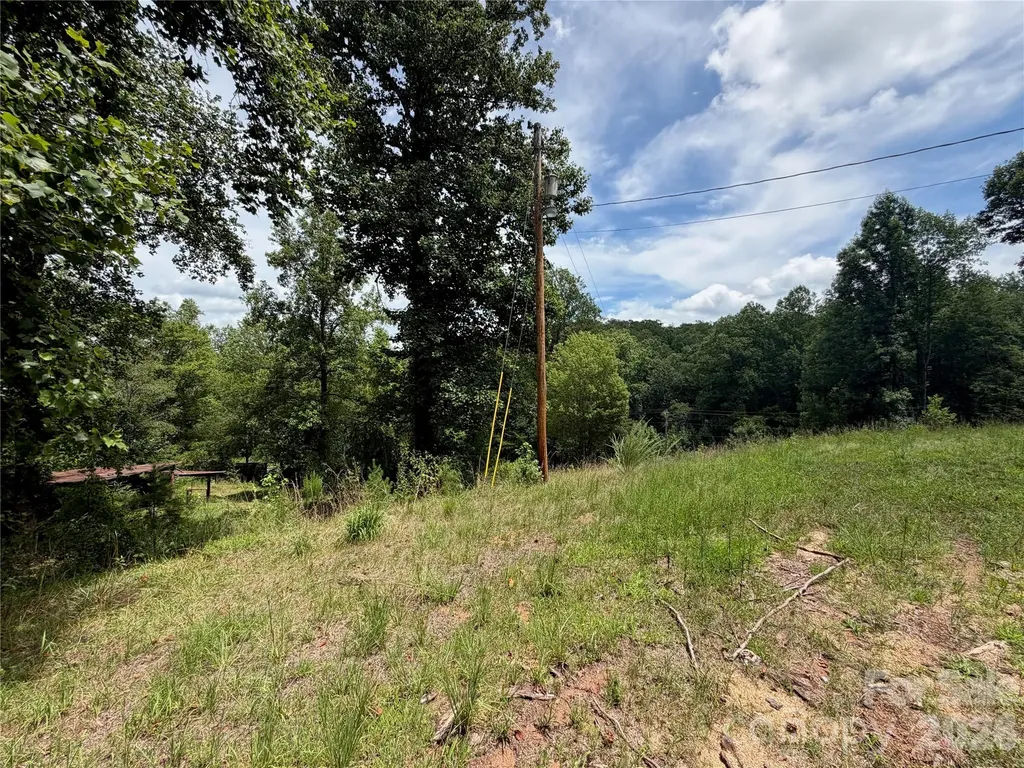 5022 Old Nc 18 Highway Connelly Springs NC 28612