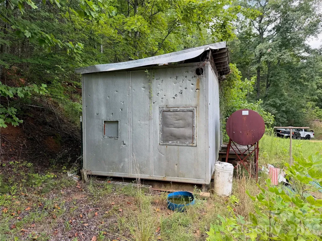 5022 Old Nc 18 Highway Connelly Springs NC 28612