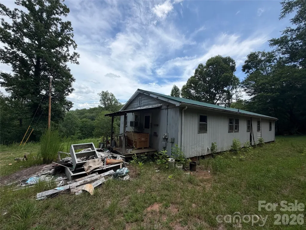 5022 Old Nc 18 Highway Connelly Springs NC 28612