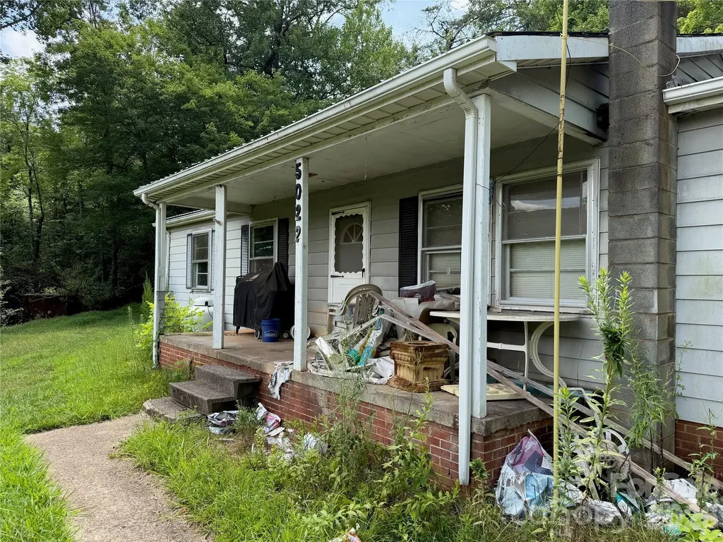 5022 Old Nc 18 Highway Connelly Springs NC 28612