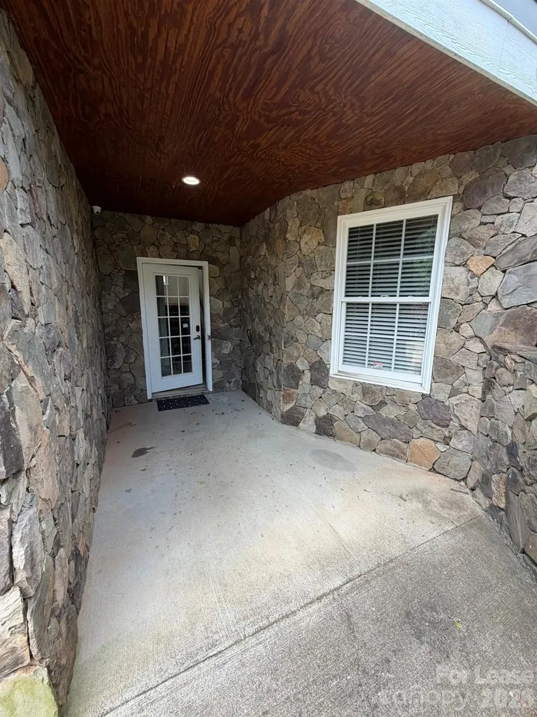 701 Mcdonald Avenue Charlotte NC 28203