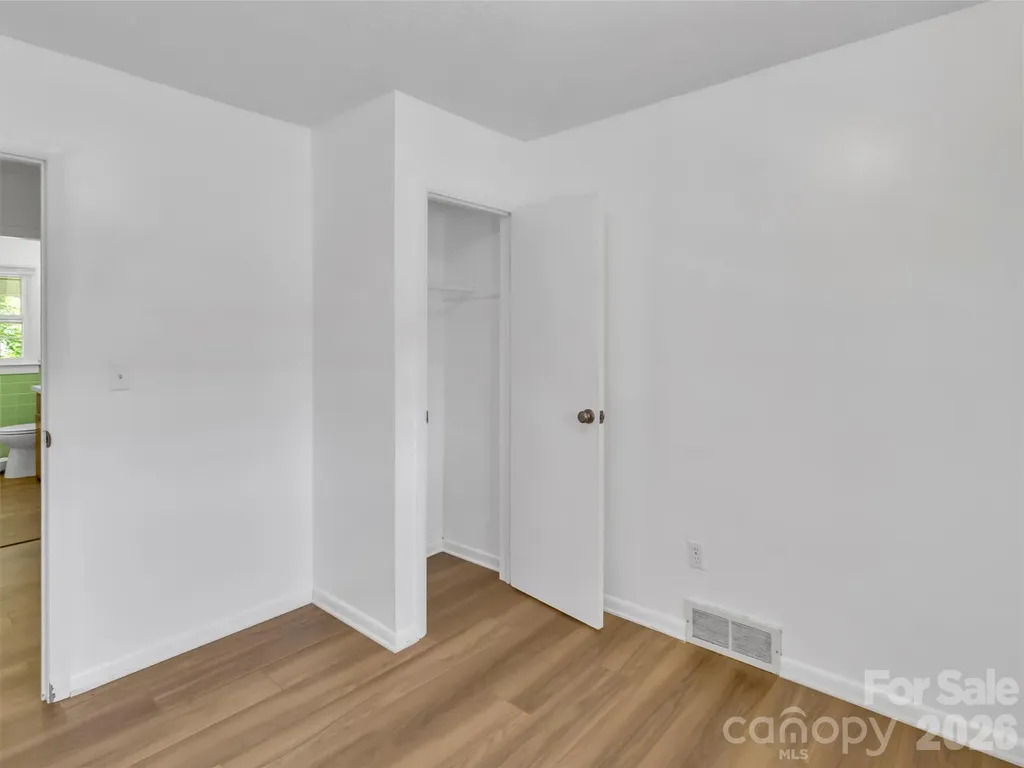 70 Iris Lane Canton NC 28716