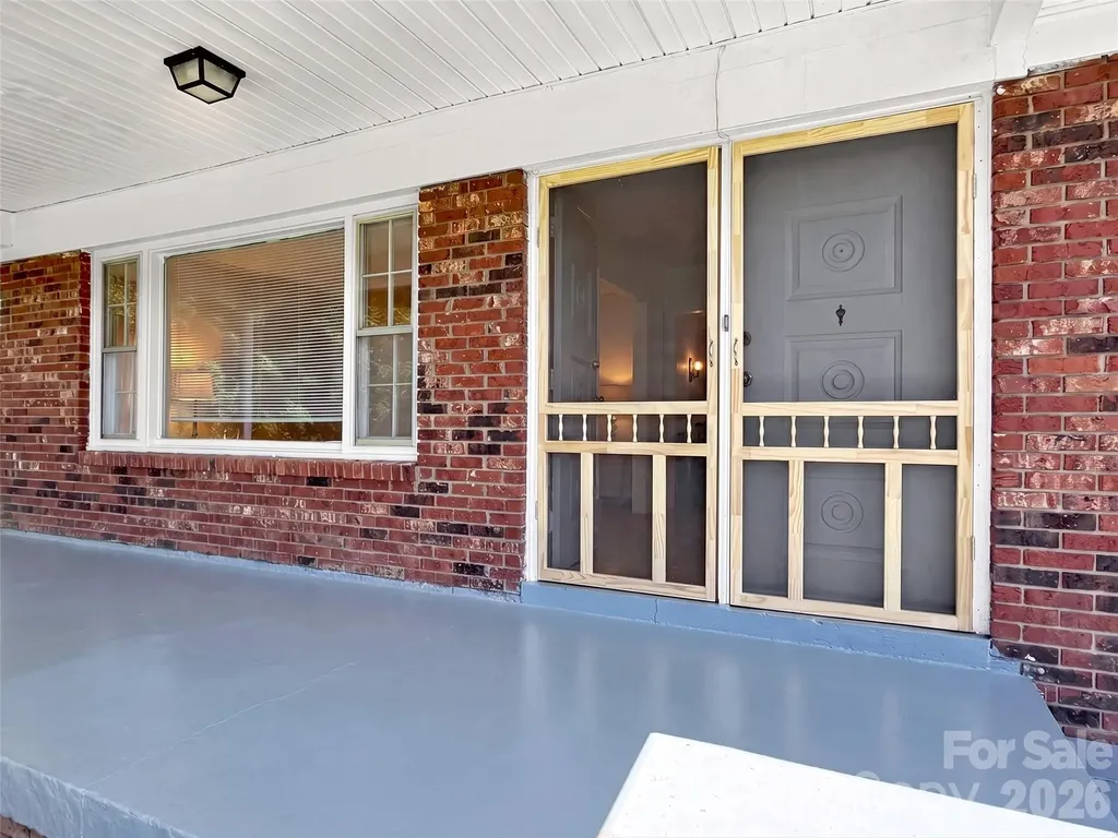 70 Iris Lane Canton NC 28716