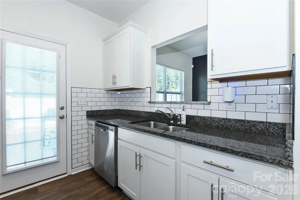 6005 Guildford Hill Lane Charlotte NC 28215
