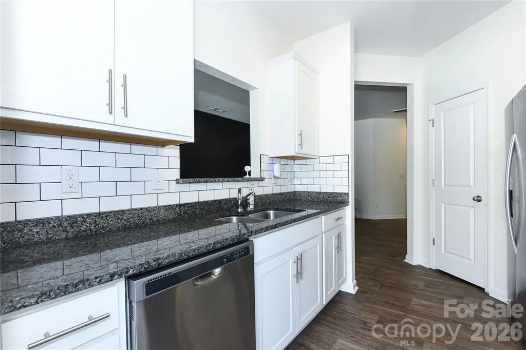 6005 Guildford Hill Lane Charlotte NC 28215