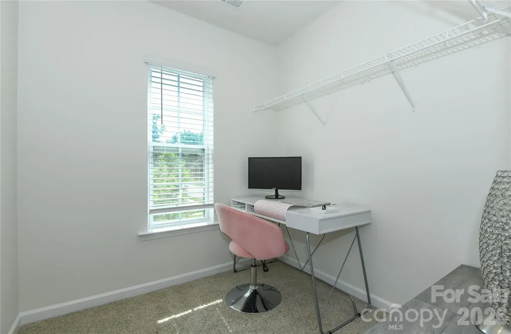 6005 Guildford Hill Lane Charlotte NC 28215