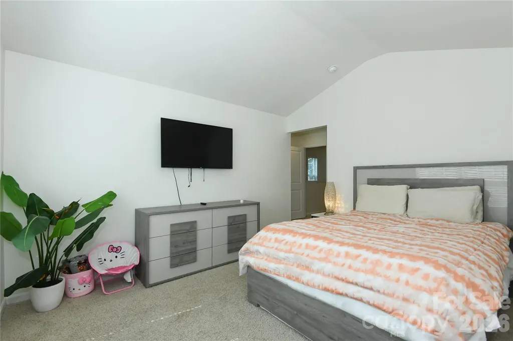 6005 Guildford Hill Lane Charlotte NC 28215