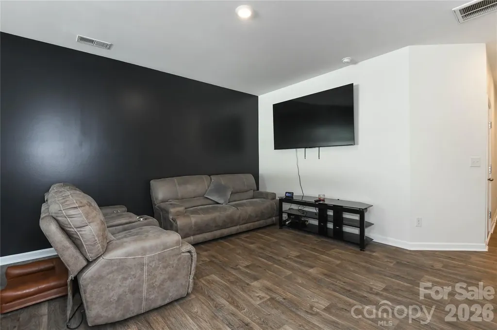 6005 Guildford Hill Lane Charlotte NC 28215