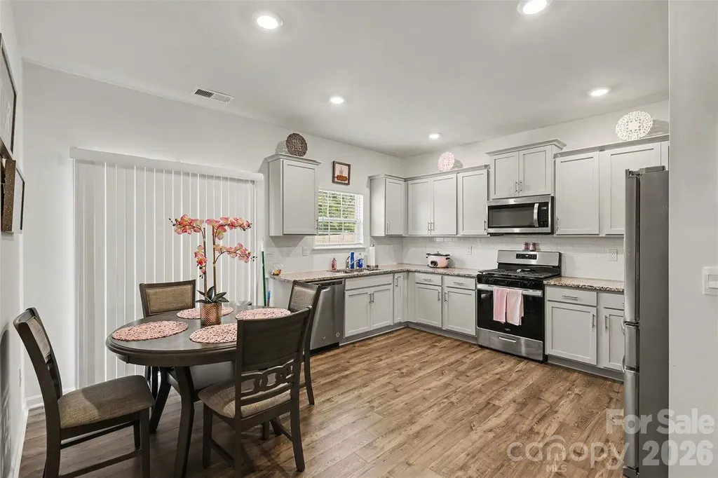 7573 Stonehouse Drive Gastonia NC 28056