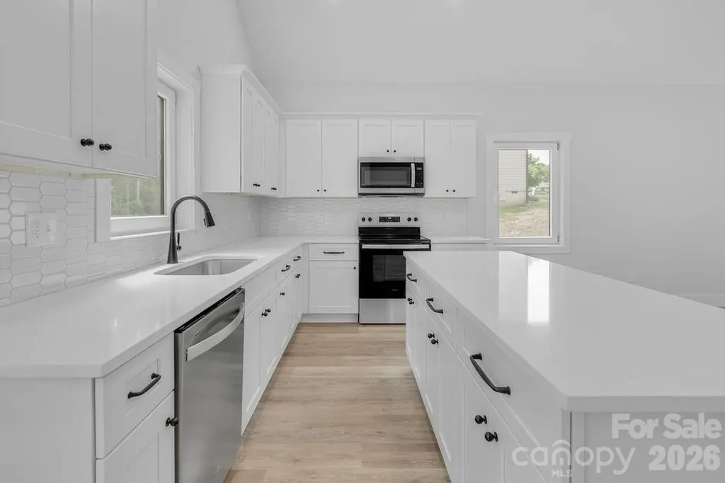 504 N Pine Street Cherryville NC 28021