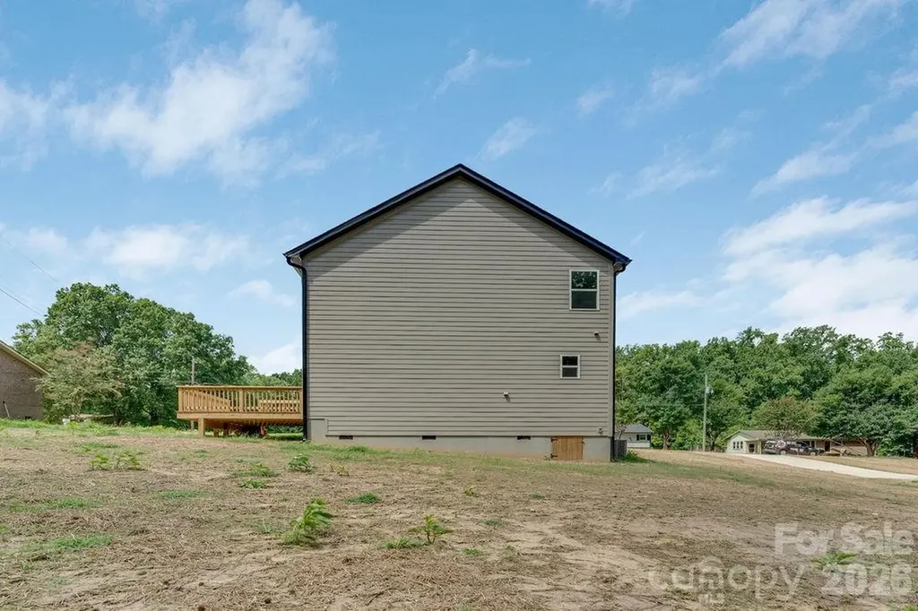 502 N Pine Street Cherryville NC 28021
