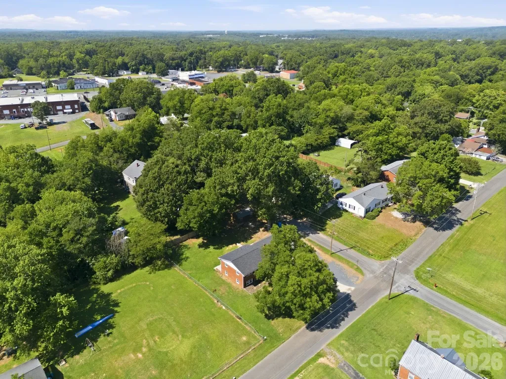 1300 Montgomery Avenue Albemarle NC 28001