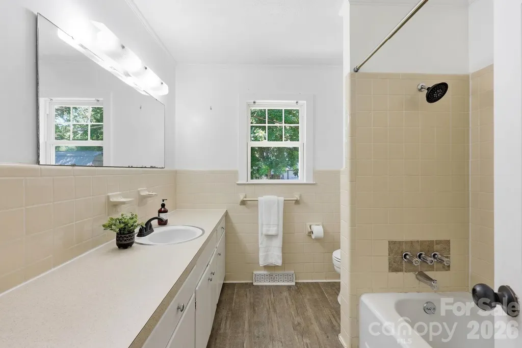 1300 Montgomery Avenue Albemarle NC 28001
