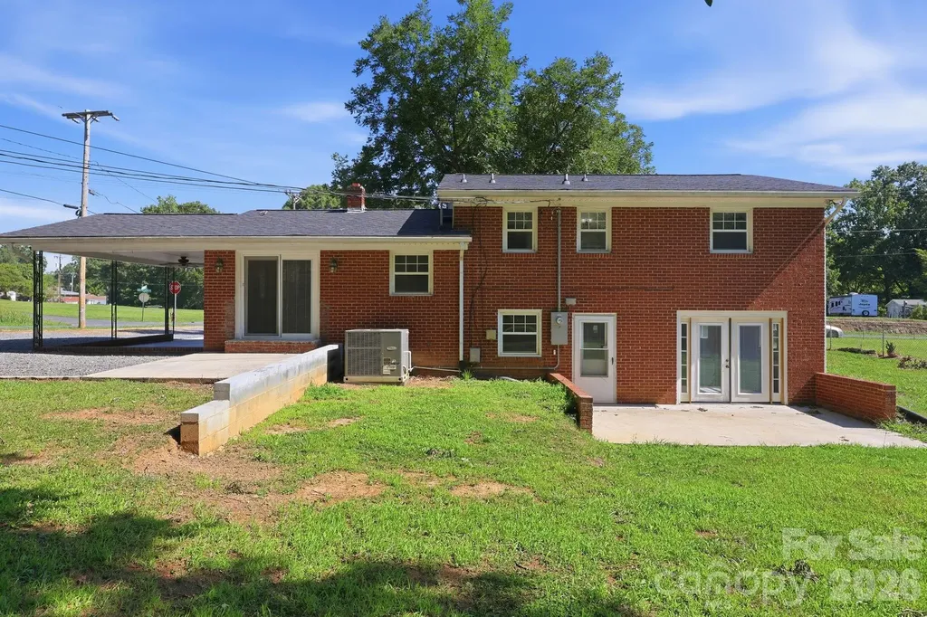 1300 Montgomery Avenue Albemarle NC 28001