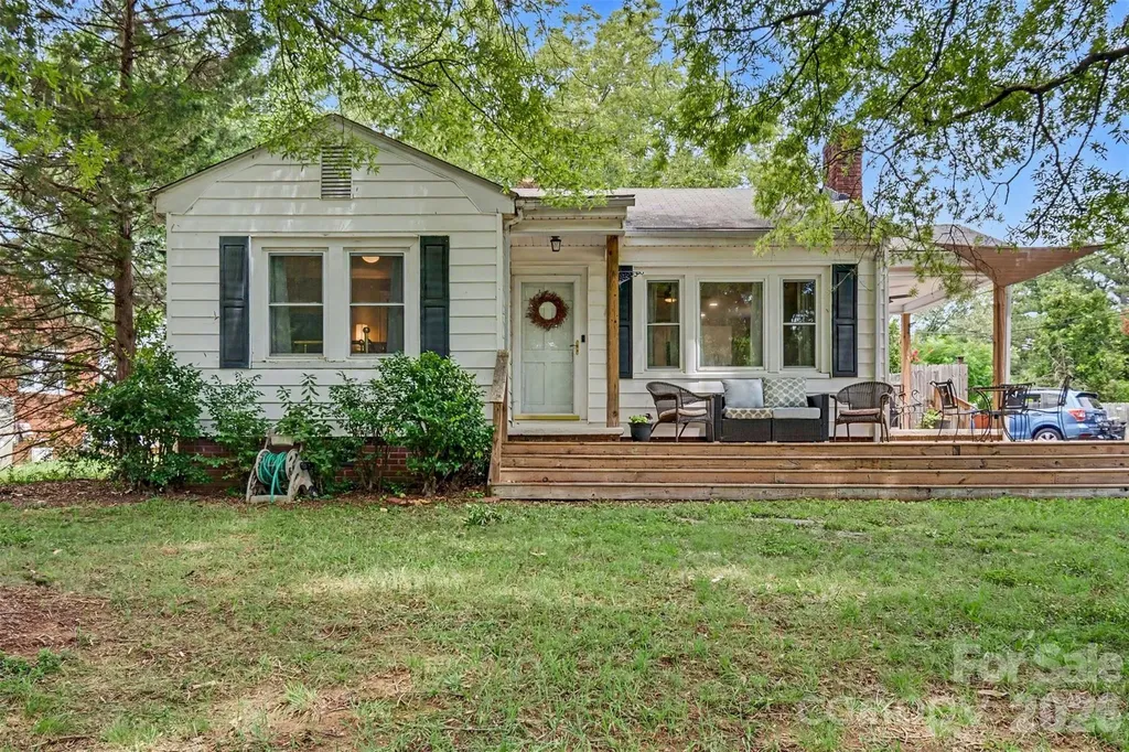 166 Wilson Street NE Concord NC 28025