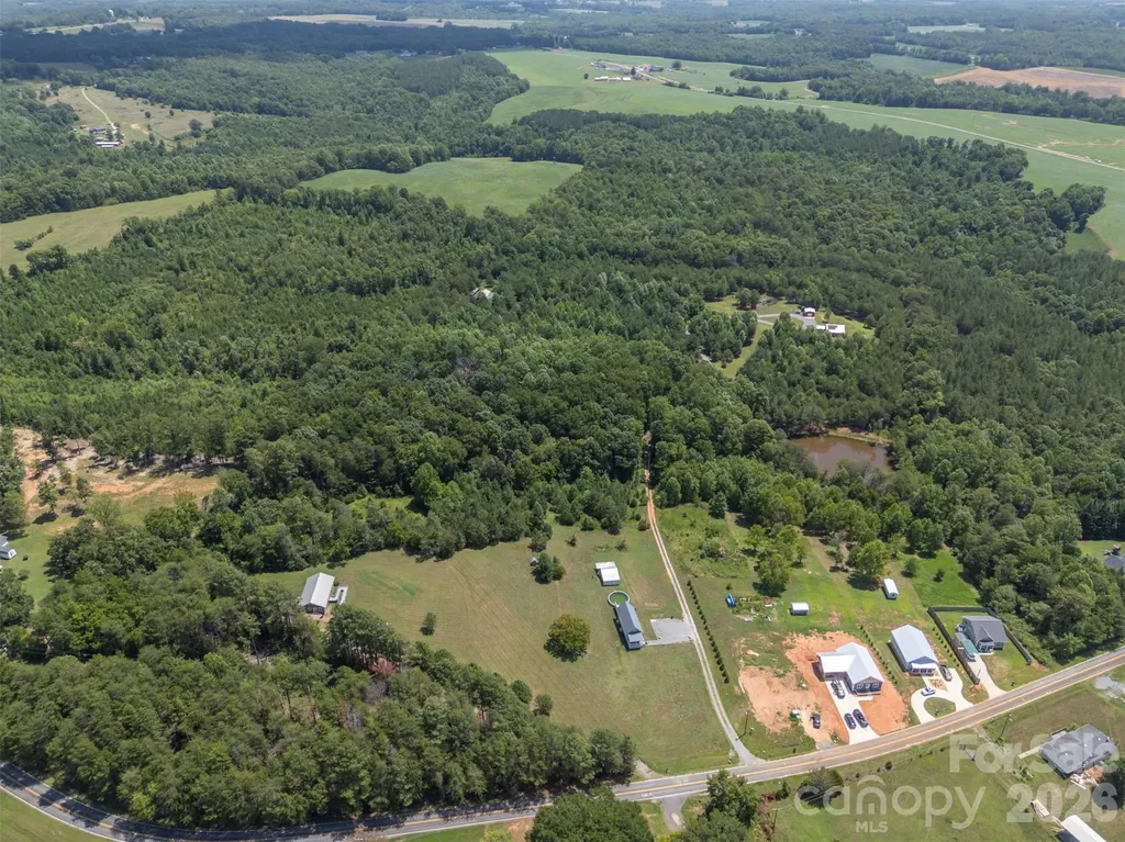 340 Right Prong Road Ellenboro NC 28040