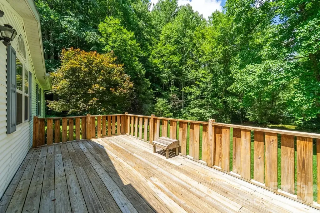 394 Anderson Creek Road Robbinsville NC 28771