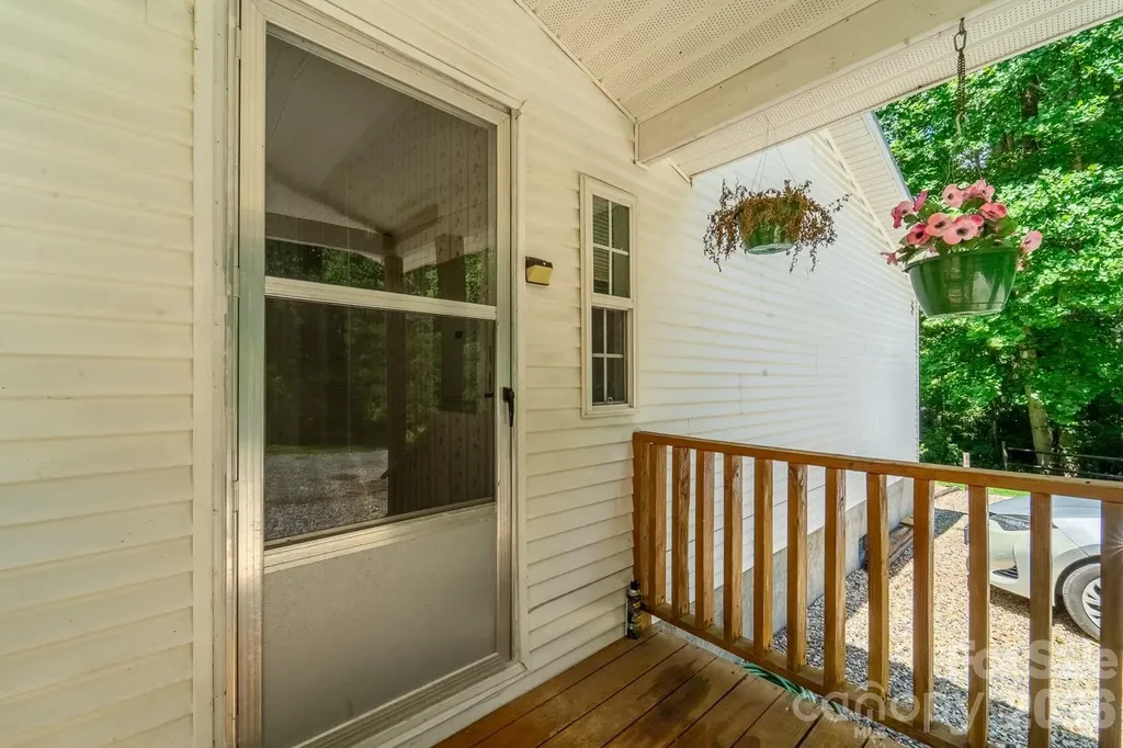 394 Anderson Creek Road Robbinsville NC 28771