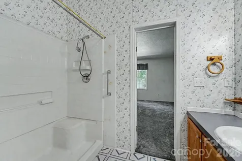 394 Anderson Creek Road Robbinsville NC 28771