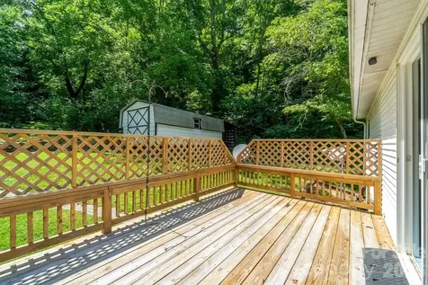 394 Anderson Creek Road Robbinsville NC 28771