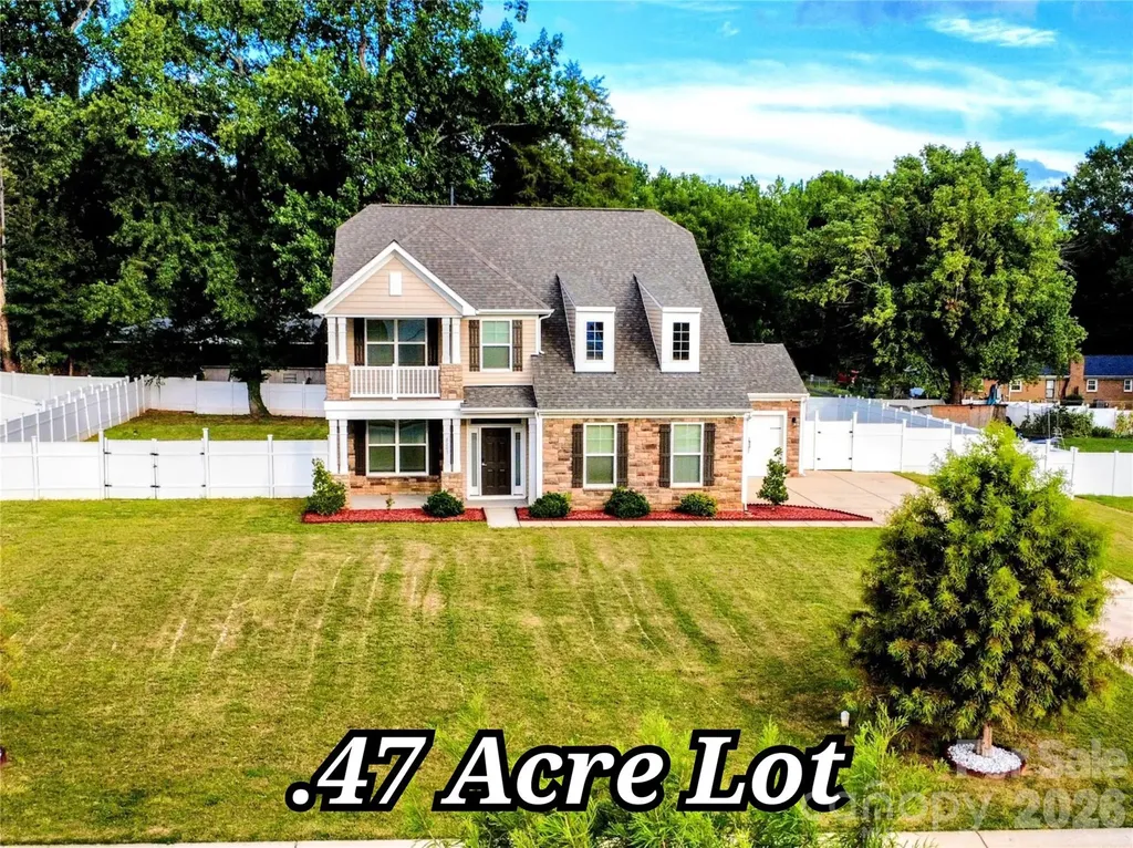 8207 Shady Pond Drive Charlotte NC 28227