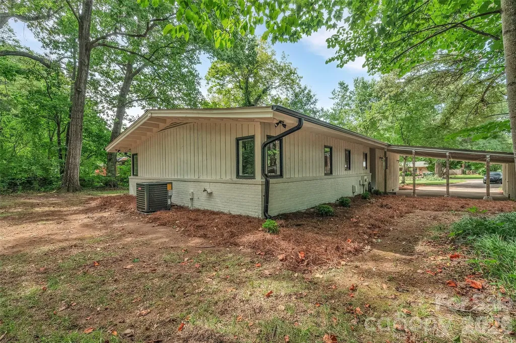 233 Dogwood Drive Mount Holly NC 28120