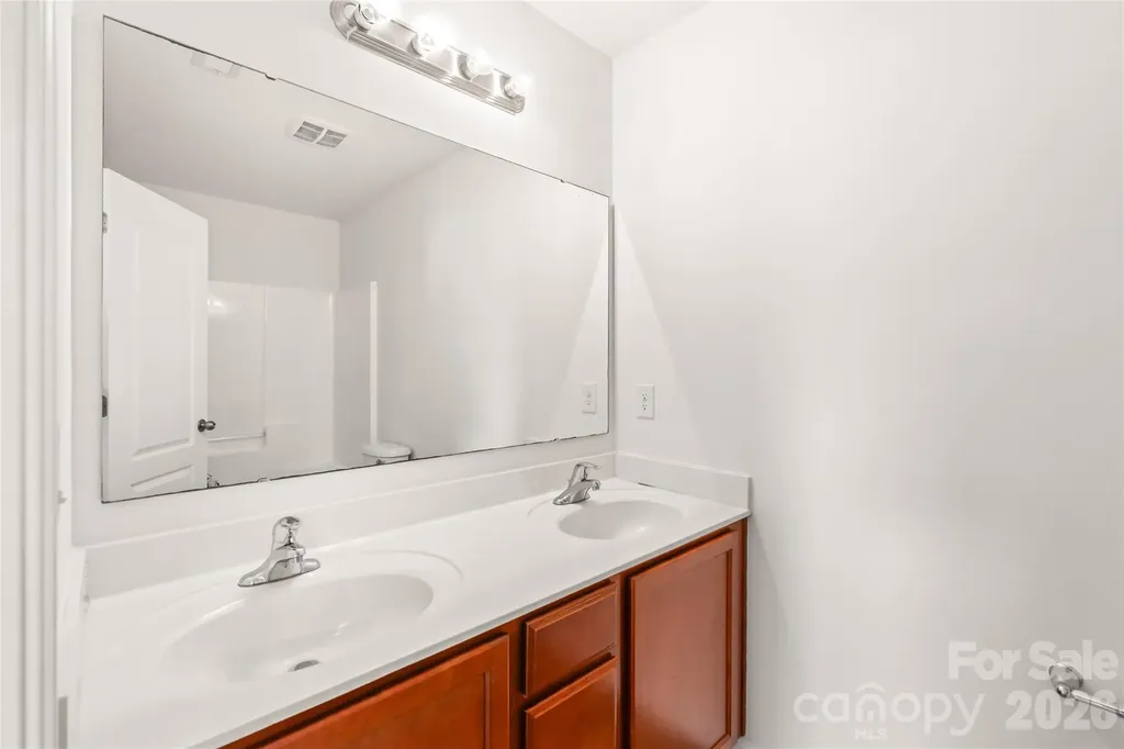 8411 Romana Red Lane Charlotte NC 28213