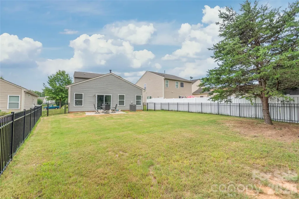 8411 Romana Red Lane Charlotte NC 28213