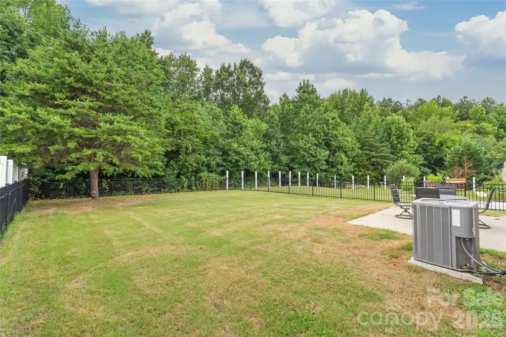 8411 Romana Red Lane Charlotte NC 28213