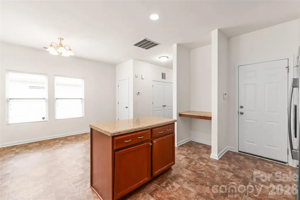 8411 Romana Red Lane Charlotte NC 28213