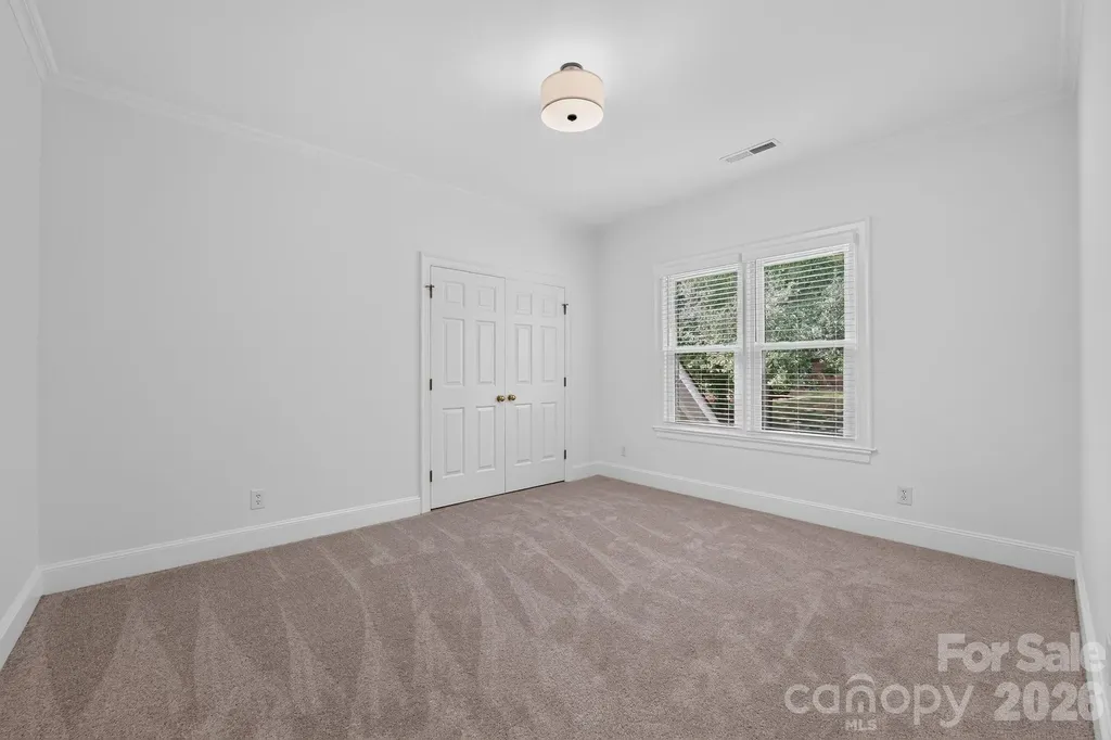 9717 Pallisers Terrace Charlotte NC 28210
