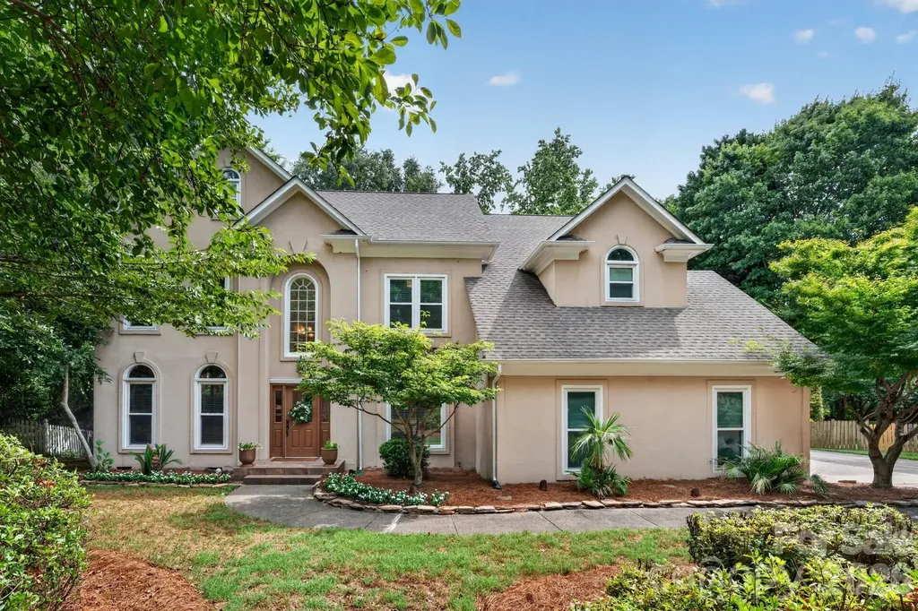 9717 Pallisers Terrace Charlotte NC 28210