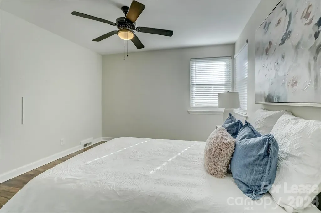 3325 Eastwood Drive Charlotte NC 28205