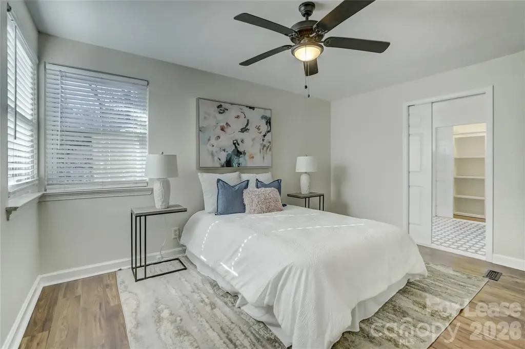 3325 Eastwood Drive Charlotte NC 28205