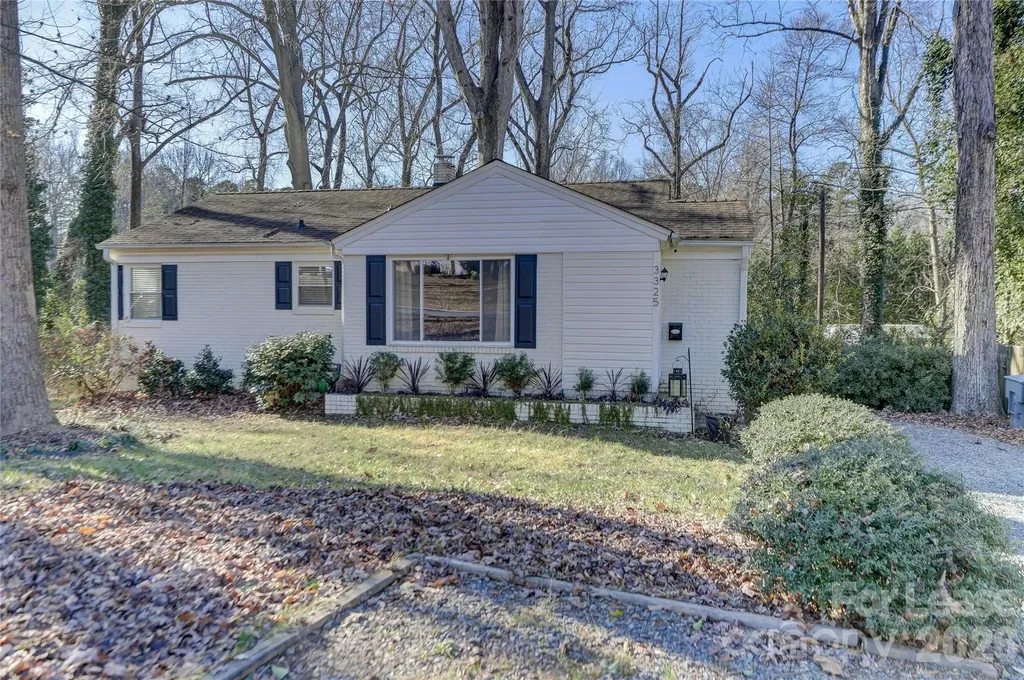 3325 Eastwood Drive Charlotte NC 28205
