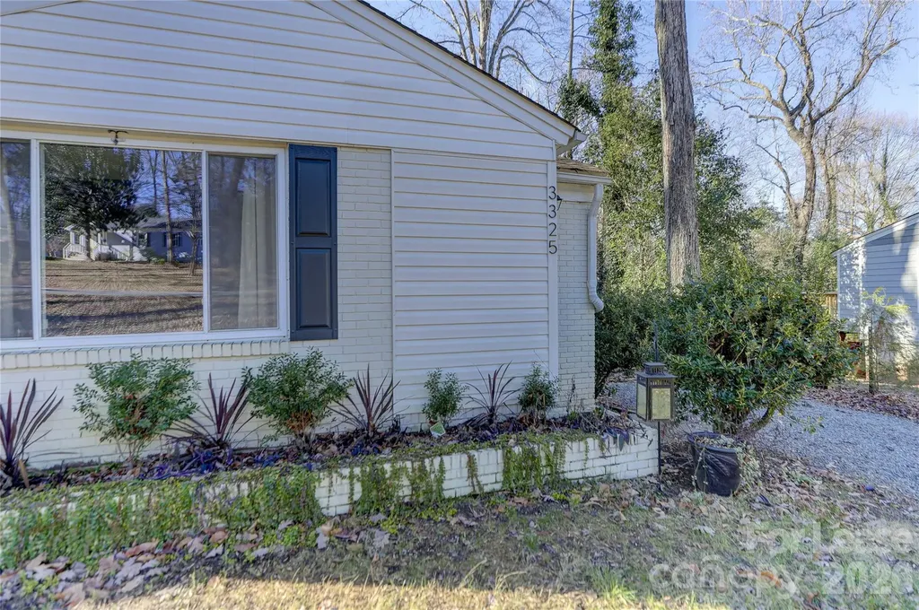 3325 Eastwood Drive Charlotte NC 28205