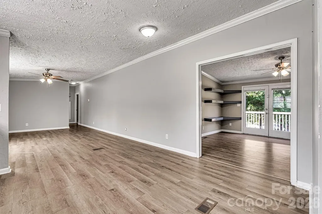 5135 36th Street Drive NE Hickory NC 28601