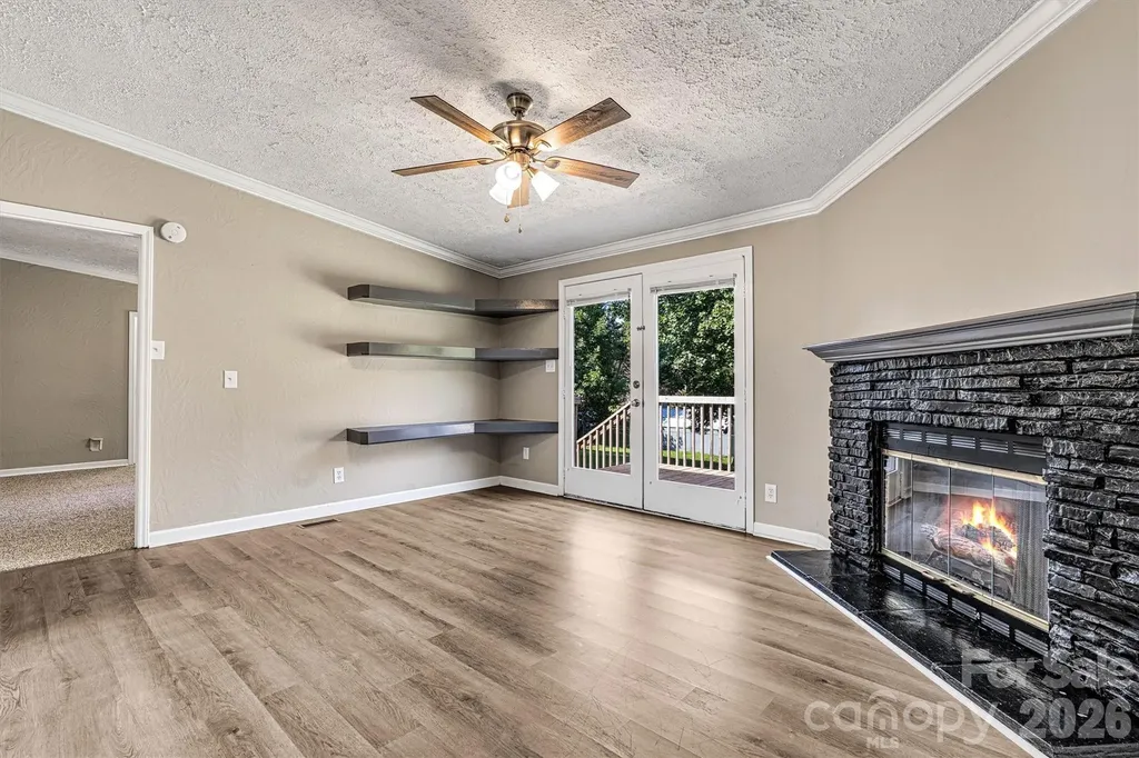 5135 36th Street Drive NE Hickory NC 28601