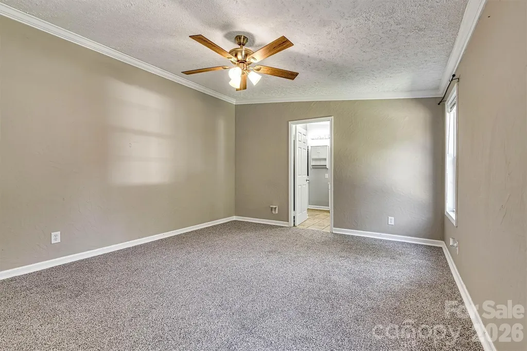 5135 36th Street Drive NE Hickory NC 28601