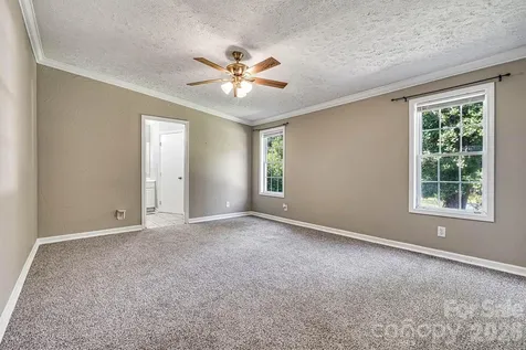 5135 36th Street Drive NE Hickory NC 28601