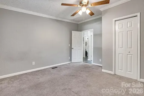 5135 36th Street Drive NE Hickory NC 28601
