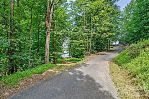 5135 36th Street Drive NE Hickory NC 28601