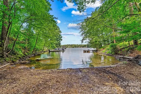 5135 36th Street Drive NE Hickory NC 28601
