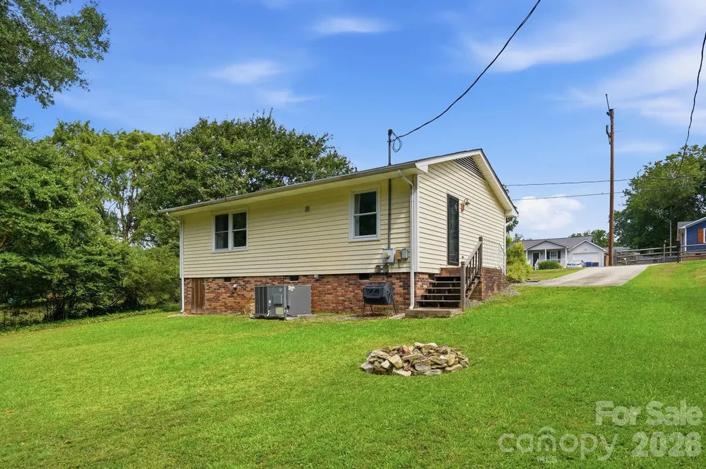 605 Powerline Avenue Belmont NC 28012