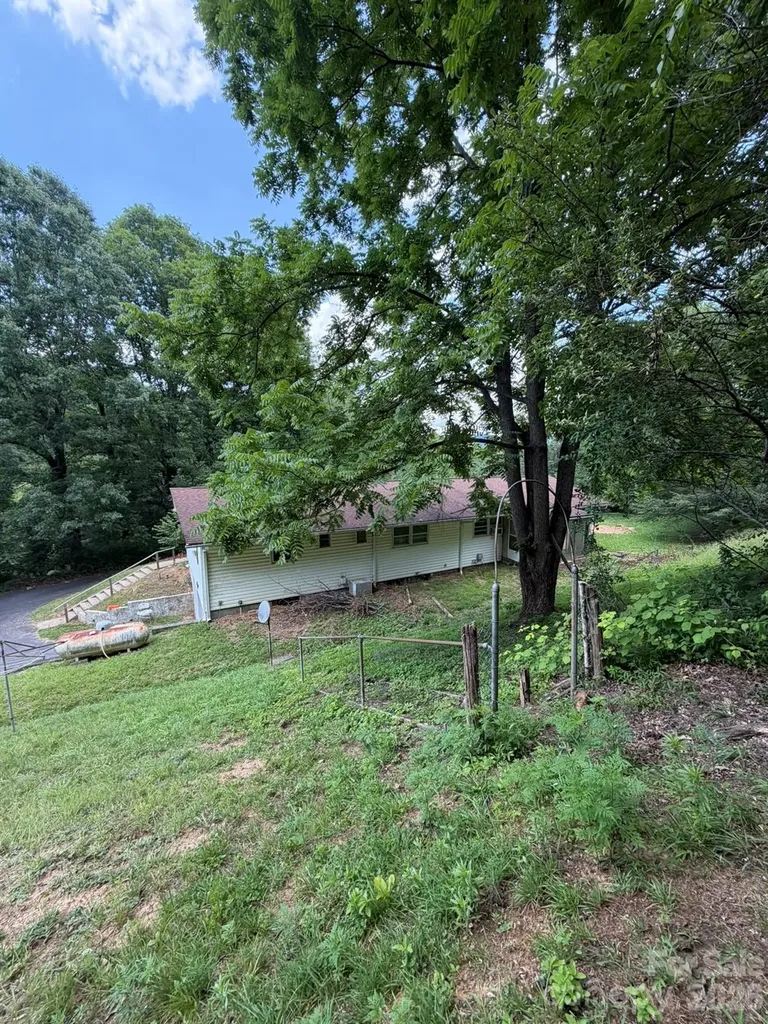 142 Avondale Road Asheville NC 28803