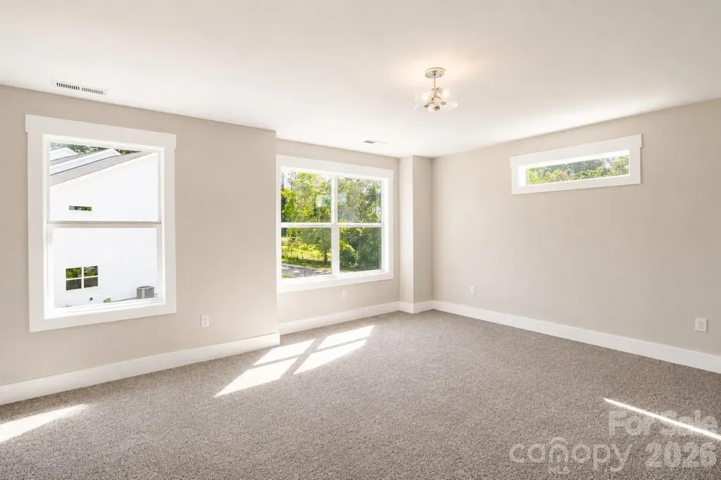 28 Brice Street Asheville NC 28806